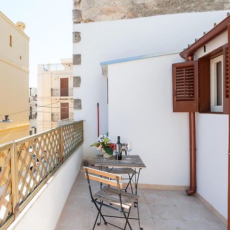 Tiny House 19 Terrace Aparment Apartment โปลีญาโนอามาเร ภายนอก รูปภาพ