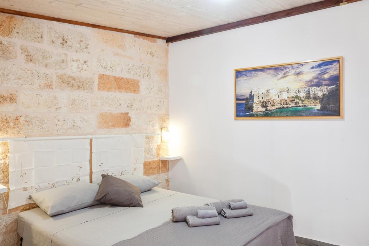 Tiny House 19 Terrace Aparment Apartment โปลีญาโนอามาเร ภายนอก รูปภาพ