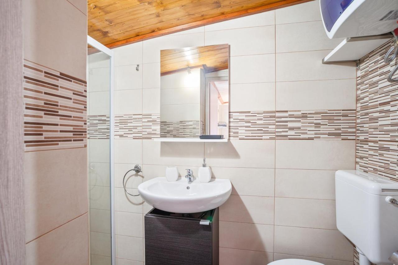 Tiny House 19 Terrace Aparment Apartment โปลีญาโนอามาเร ภายนอก รูปภาพ